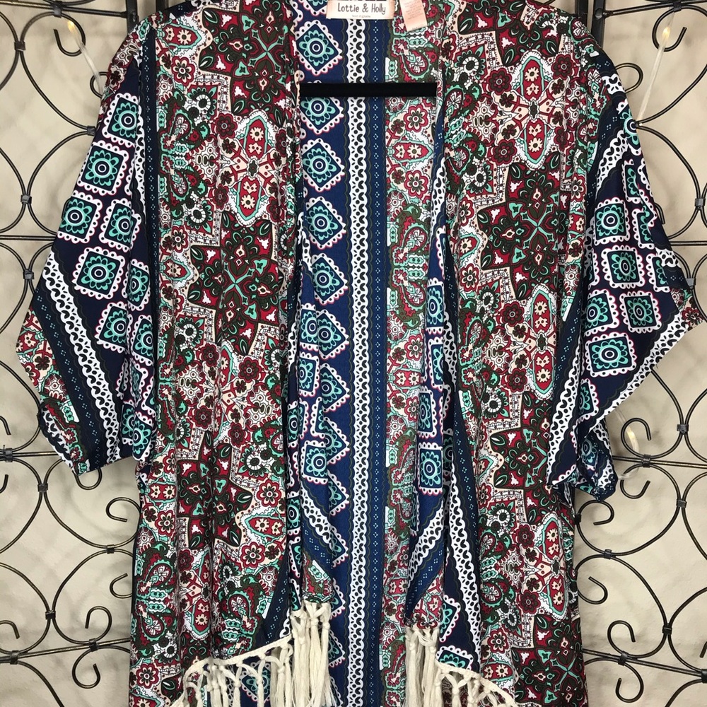 Paisley print with fringe kimono